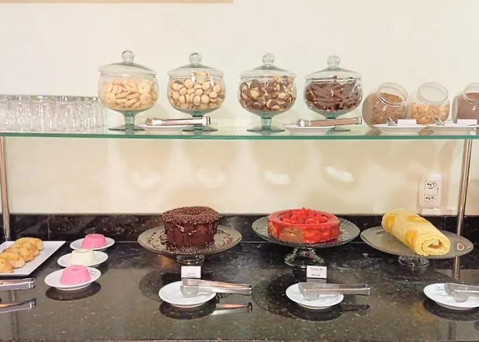 Golden Hotel - O Mais Central - Pet Friendly