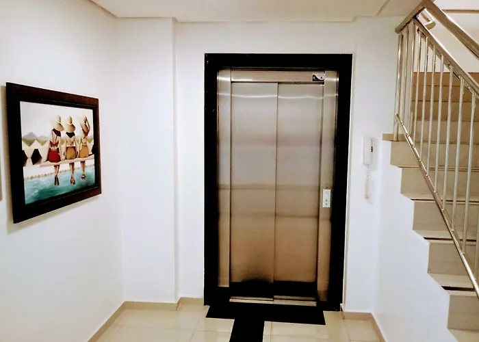 黃金酒店